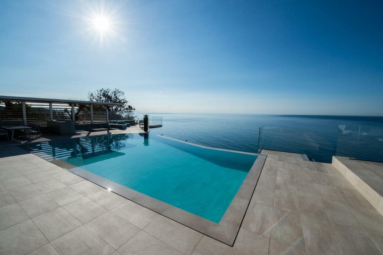 ألبيسولا سوبيريوري B&B Capo Torre Resort & Spa المظهر الخارجي الصورة
