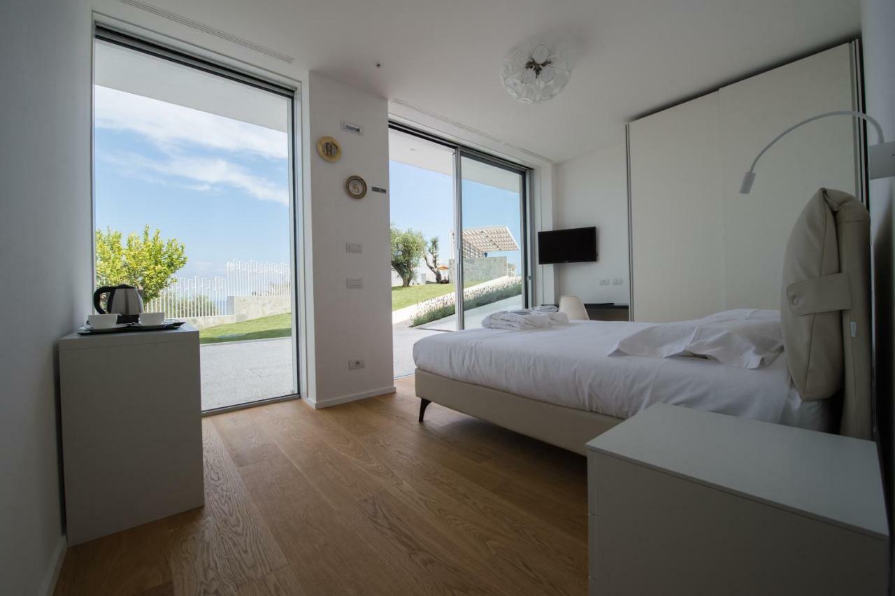ألبيسولا سوبيريوري B&B Capo Torre Resort & Spa المظهر الخارجي الصورة